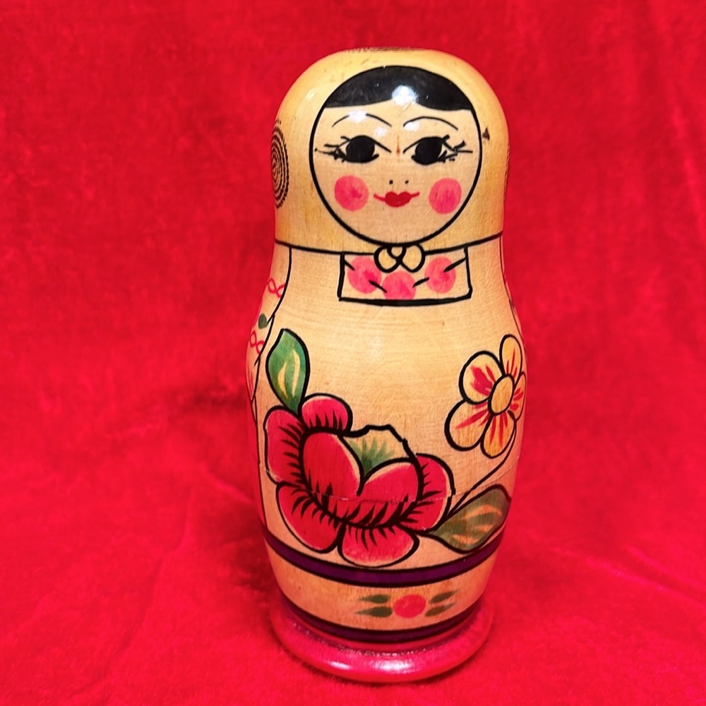 Authentic Russian Nesting Dolls Set - Picture 11 of 14